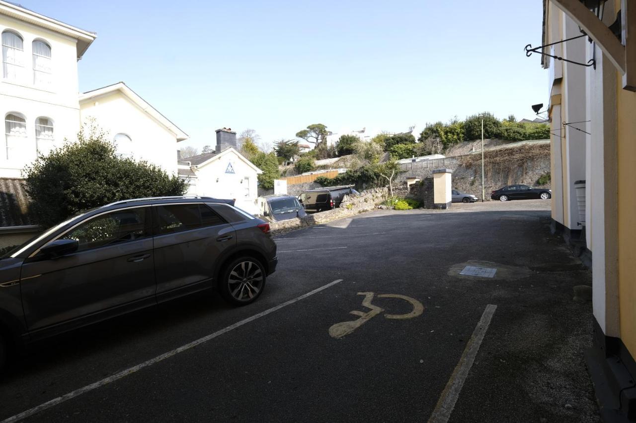 Heathcliff House B&B Exclusively For Adults Free Large Carpark Torquay Exterior foto